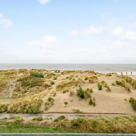 By Belgian Coast Near Dunes & Beach, Cleaning Included Apartment